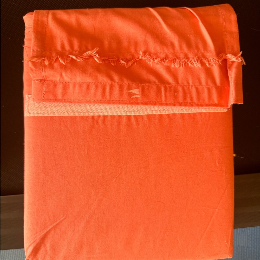 Twin Xl sheet set peachy/pink